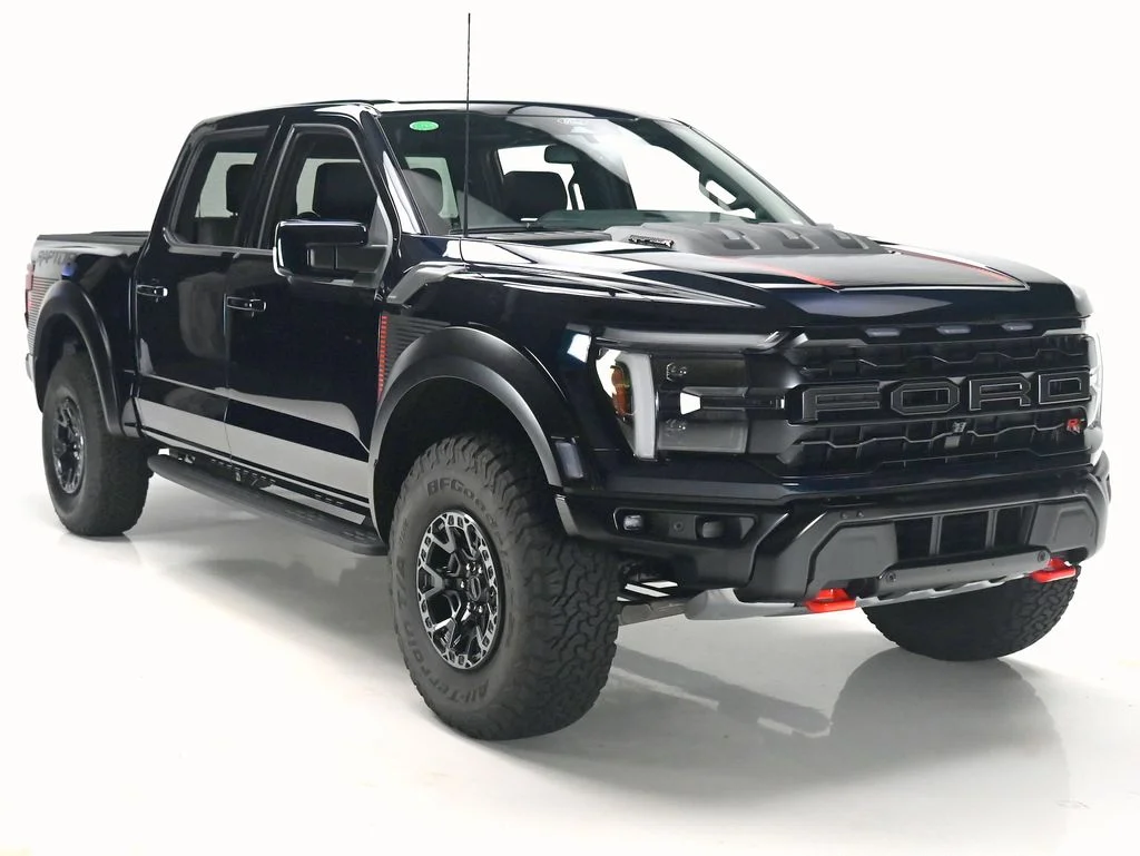 Used 2026 Blue Metallic Ford R image 3