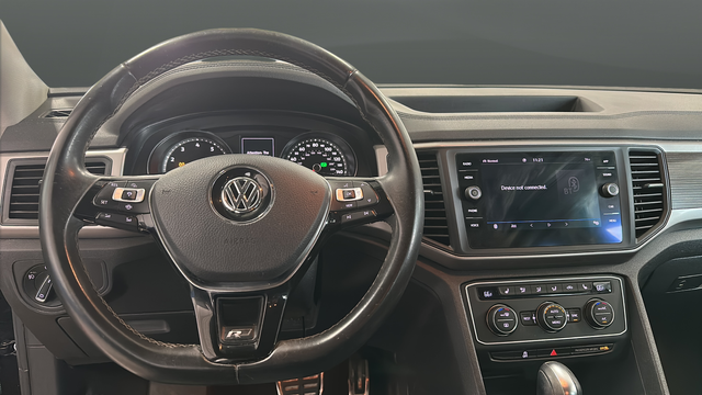 Used 2020 Deep Black Volkswagen 3.6L V6 SE image 11