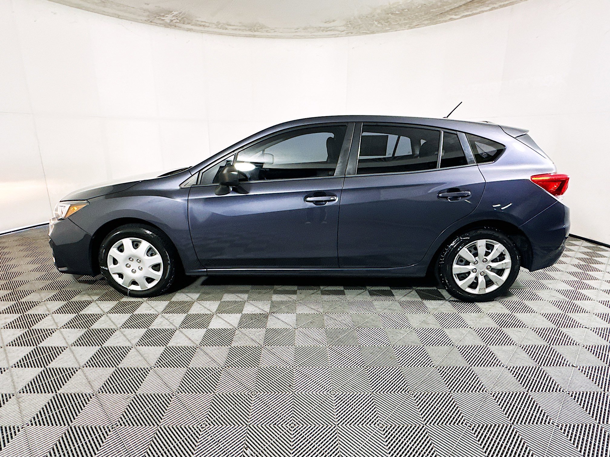 2017 Subaru Impreza thumbnail 8