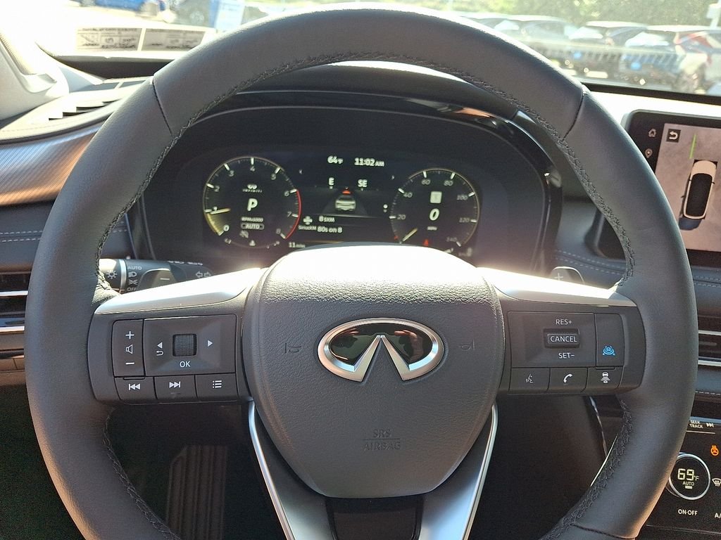 Used 2026 Gray INFINITI LUXE image 17