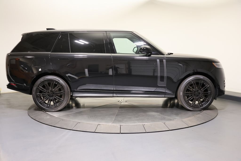 2026 Land Rover Range Rover SE - Photo 6