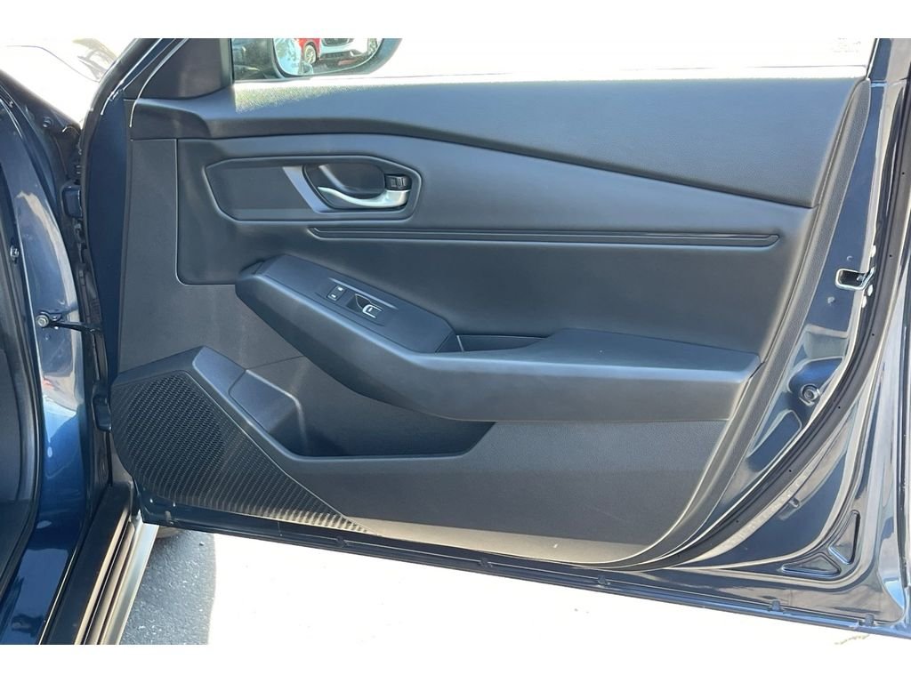 Used 2024 Canyon River Blue Metallic Honda EX image 20