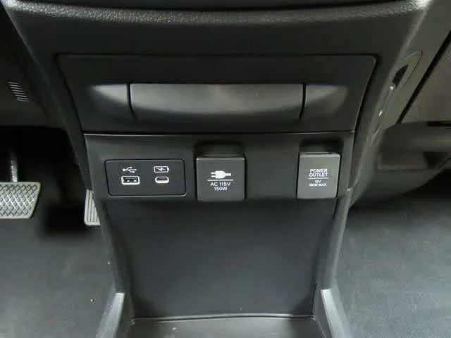 New 2026 Platinum White Pearl Honda Touring image 24