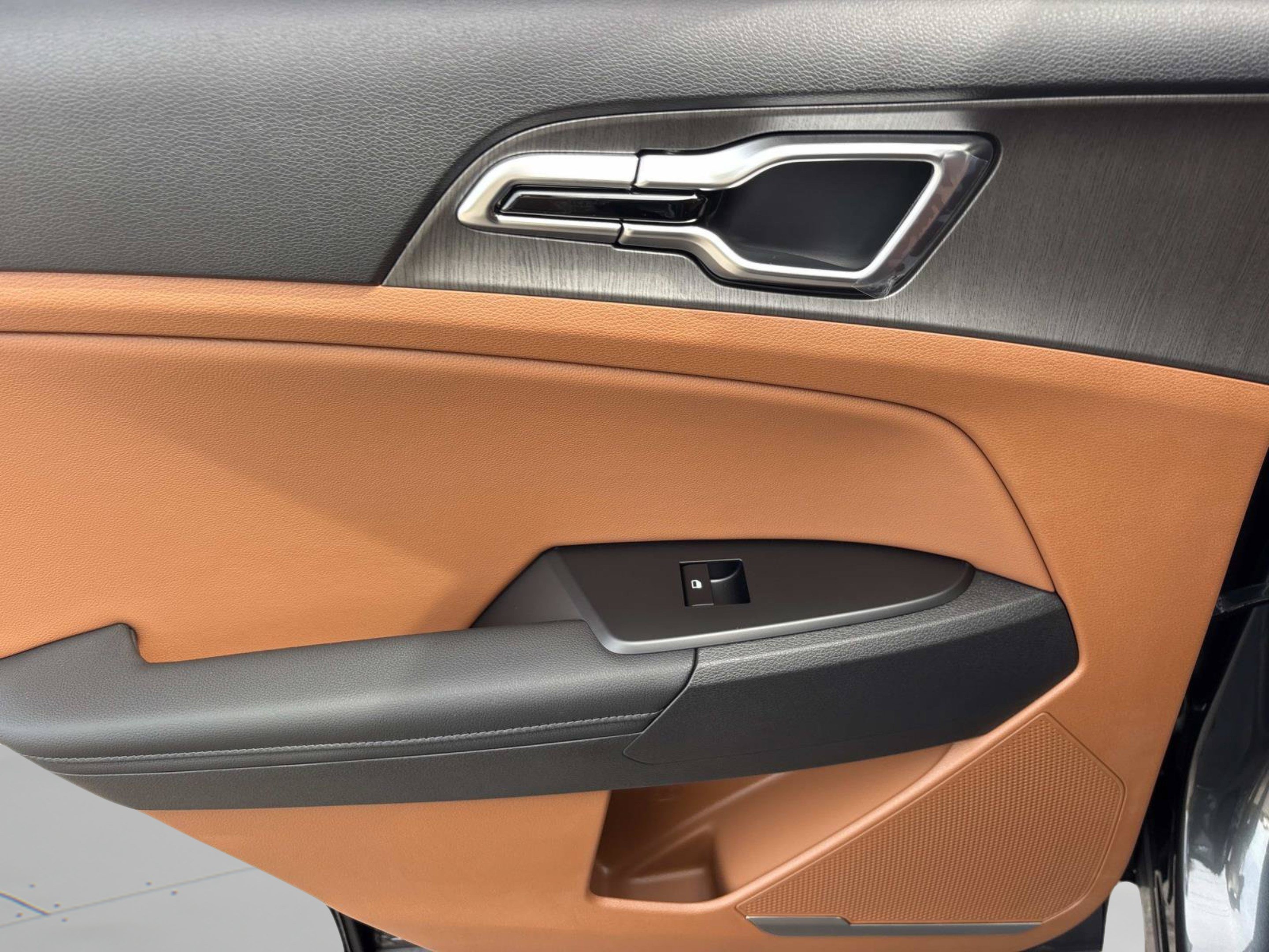 New 2027 Gravity Gray Kia X-Line image 16