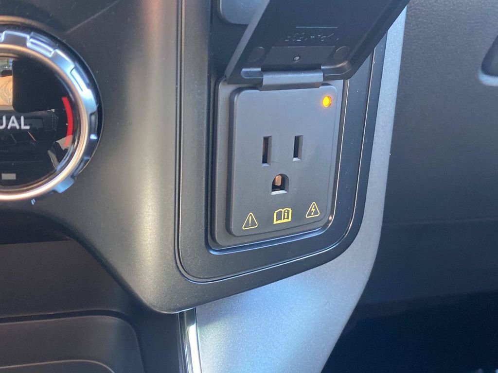 New 2026 Avalanche Ford XLT image 20