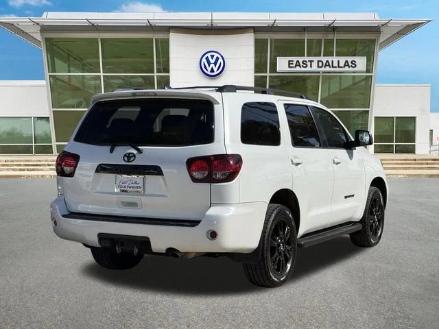 2022 Toyota Sequoia TRD Sport - Photo 3