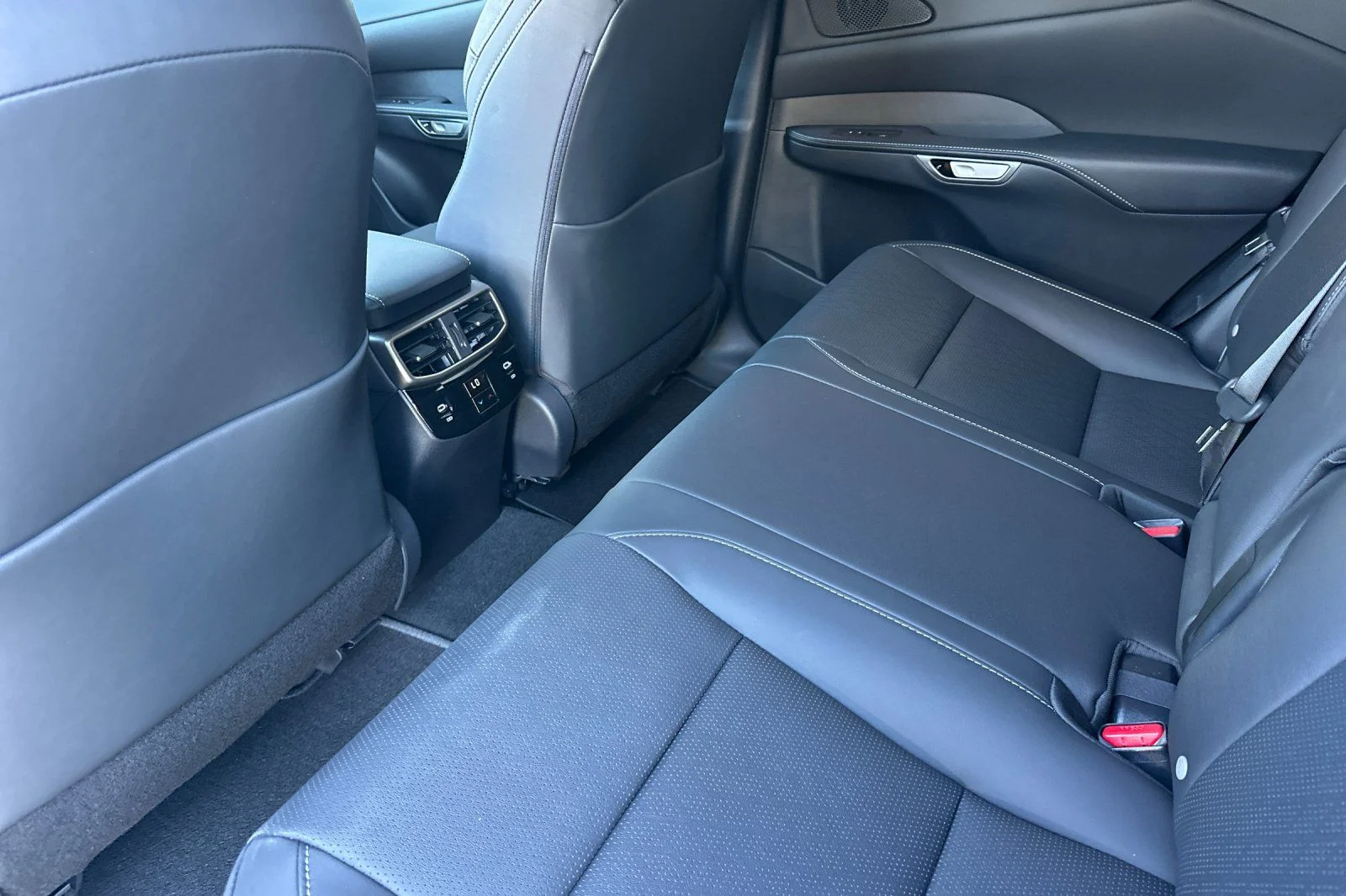 New 2026 Eminent White Pearl Lexus  350 PREMIUM+ AWD image 9