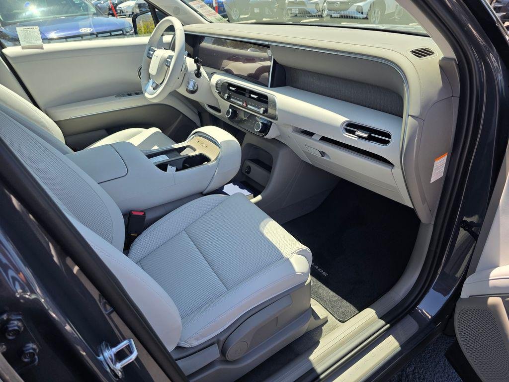 New 2026 Gray Hyundai Blue SEL 7P image 9