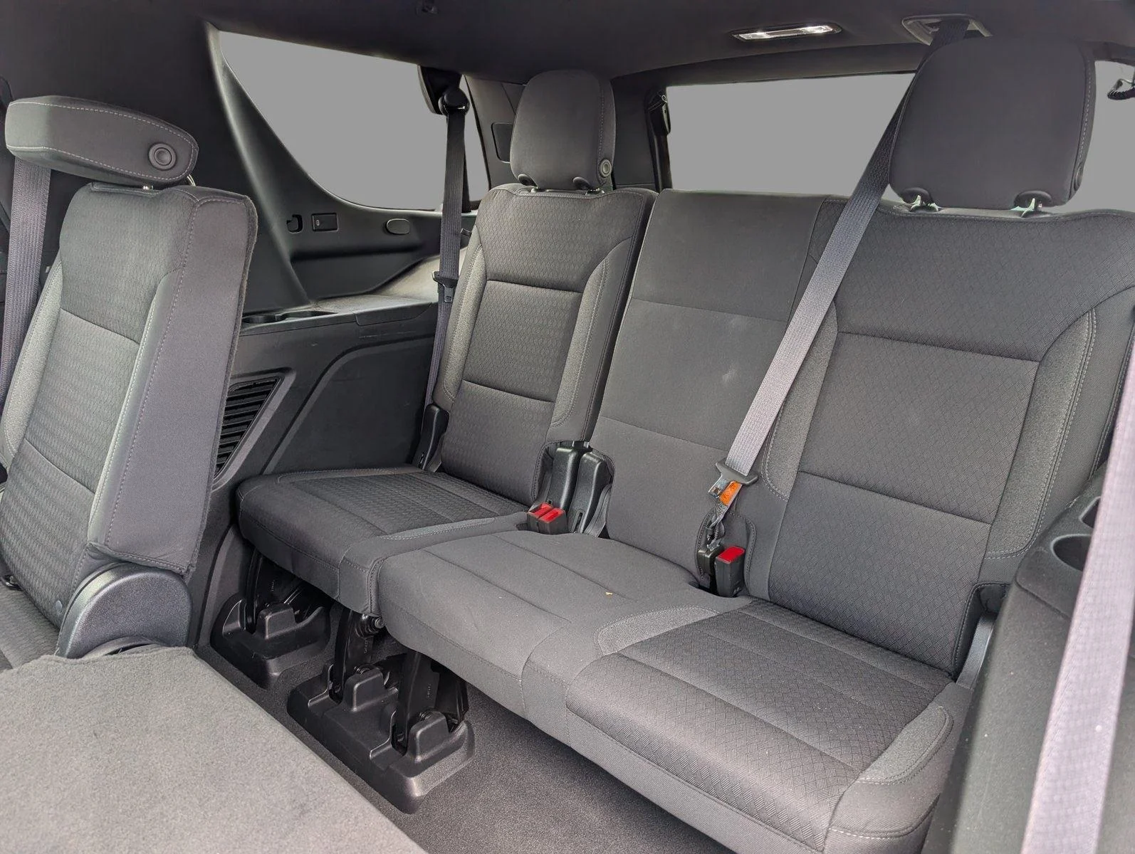 Used 2023 Summit White Chevrolet LS image 31