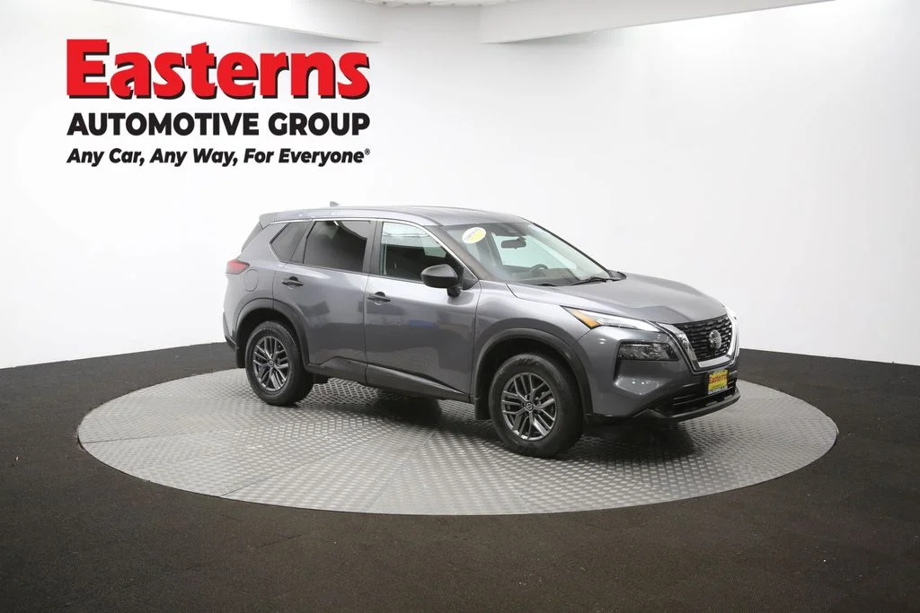 Used 2021 Gray Nissan S image 49