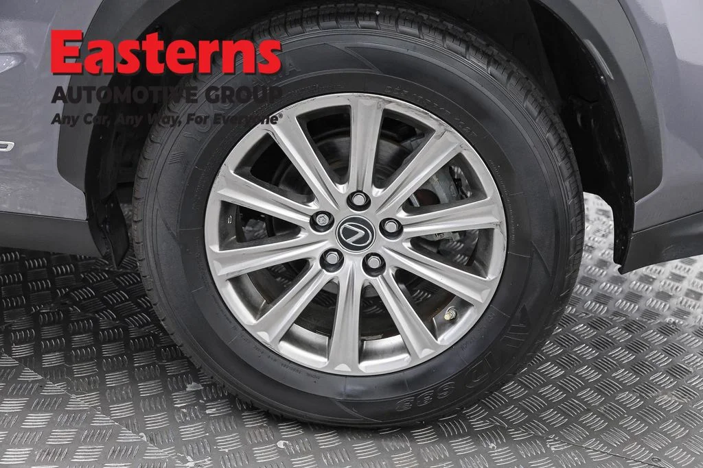 Used 2020 Gray Lexus 300h image 37