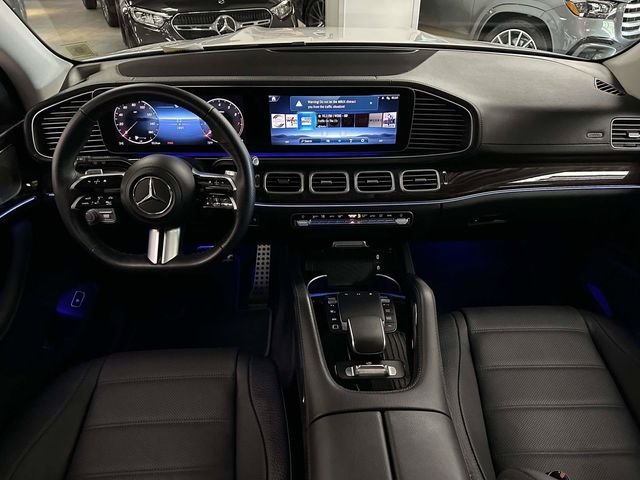 Certified Used 2025  Mercedes-Benz GLS 580 image 21