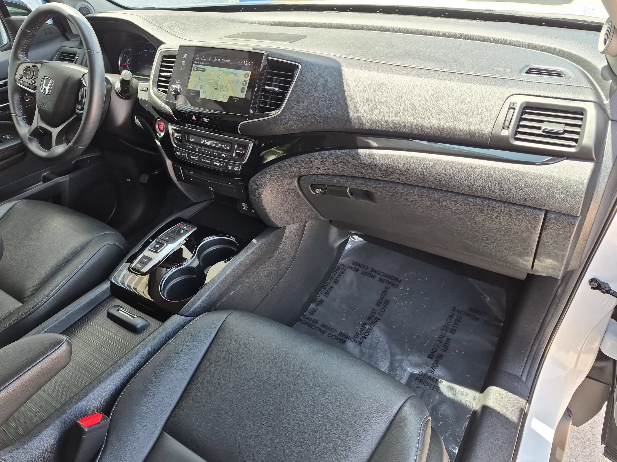 Used 2022 White Honda Touring 7-Passenger image 36
