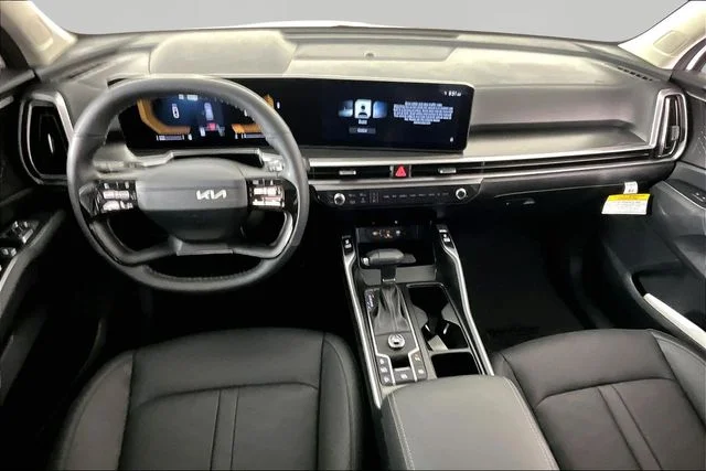 New 2026 White Kia S image 6
