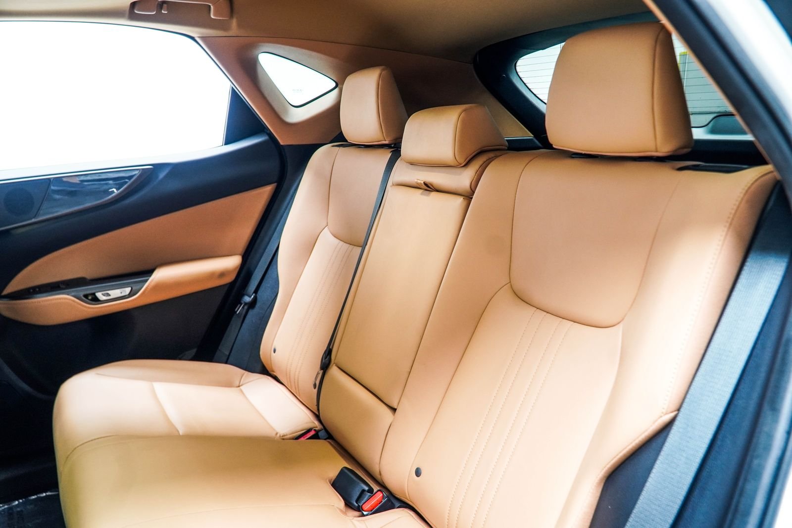 Used 2023 White Lexus 350 Premium image 42