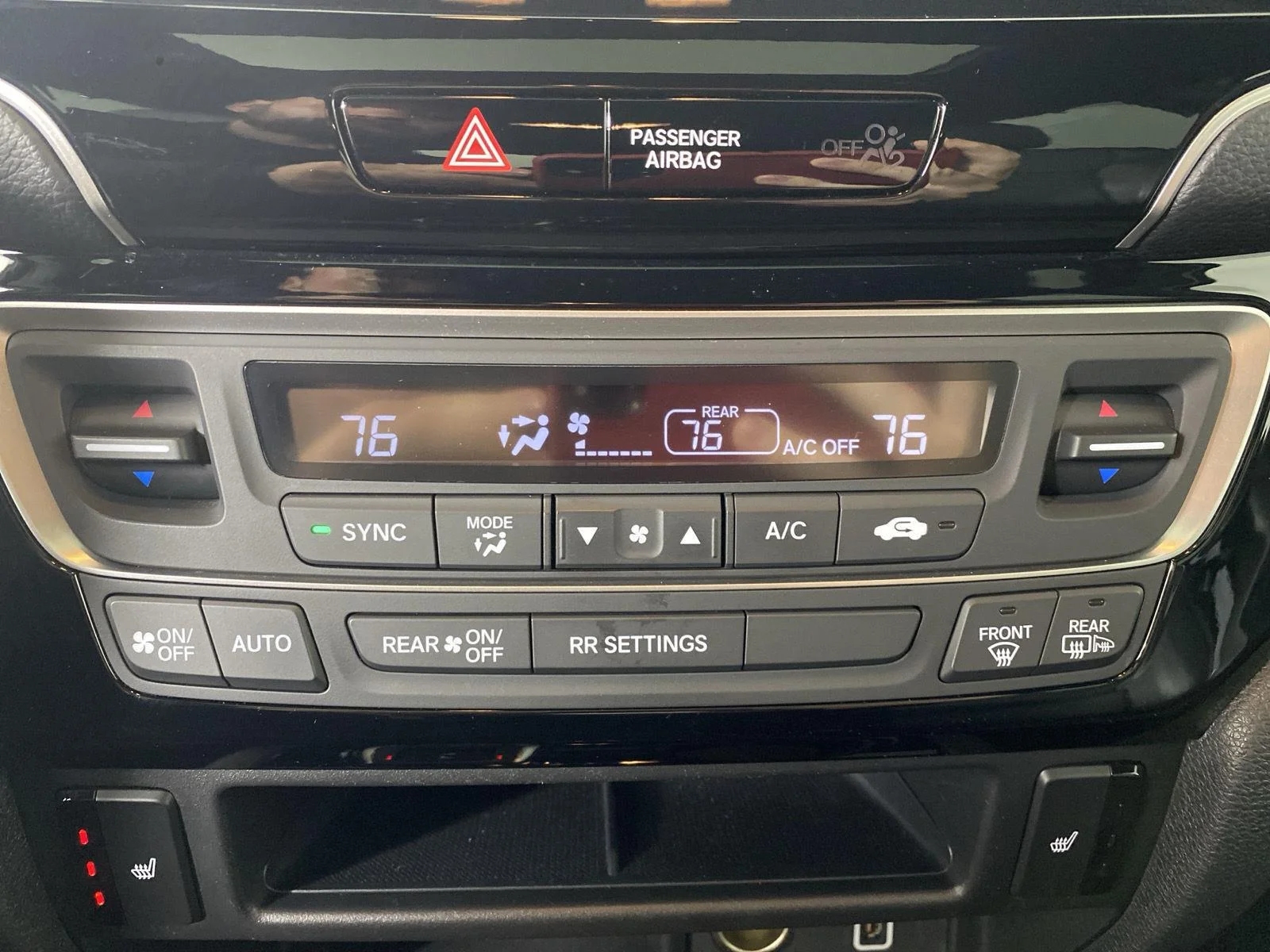 Used 2019 White Diamond Pearl Honda Touring image 22