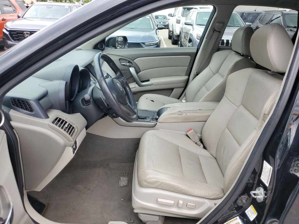 Used 2011 Crystal Black Pearl Acura Technology Package image 9