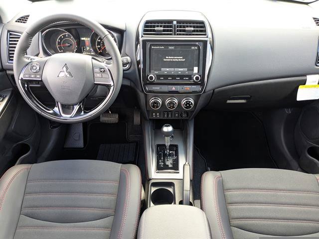 2025 Mitsubishi Outlander Sport SE - Photo 15