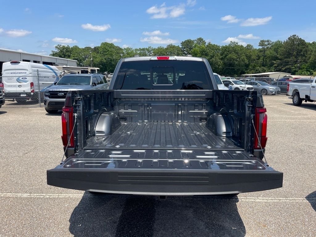 2025 Ford F-150 Lariat - Photo 11