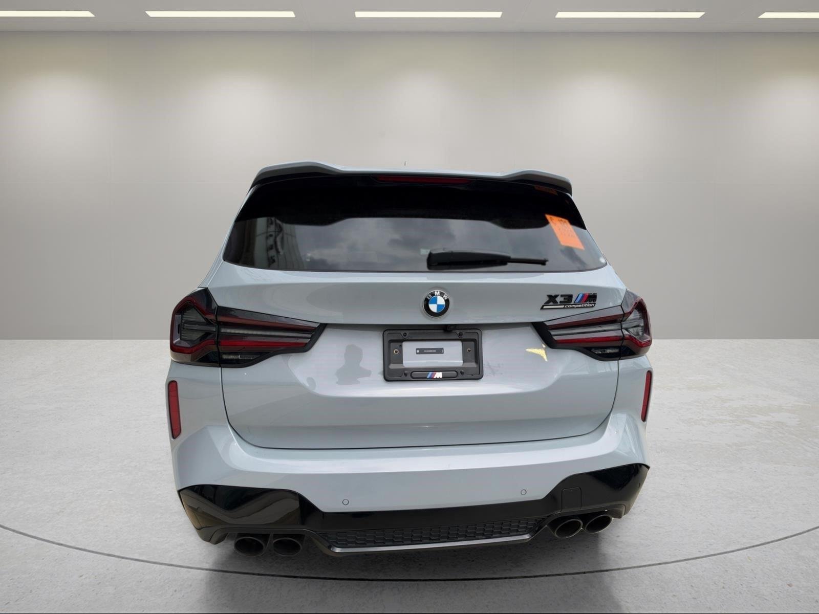 Used 2024 Brooklyn Grey Metallic BMW  image 17