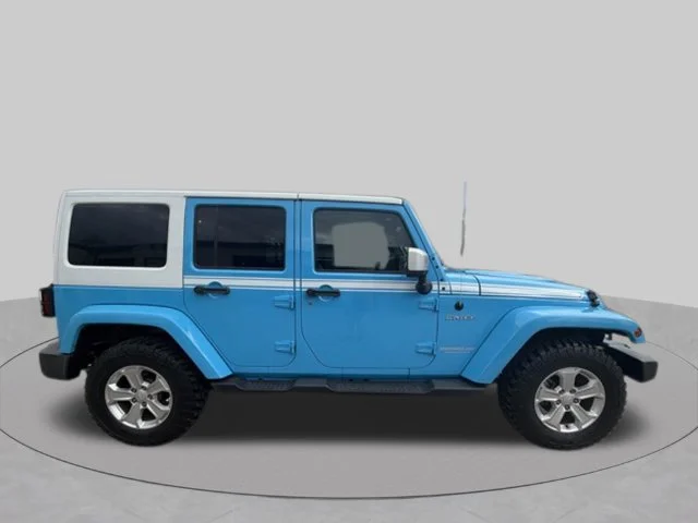 Used 2017 Blue Jeep Unlimited Sahara image 2