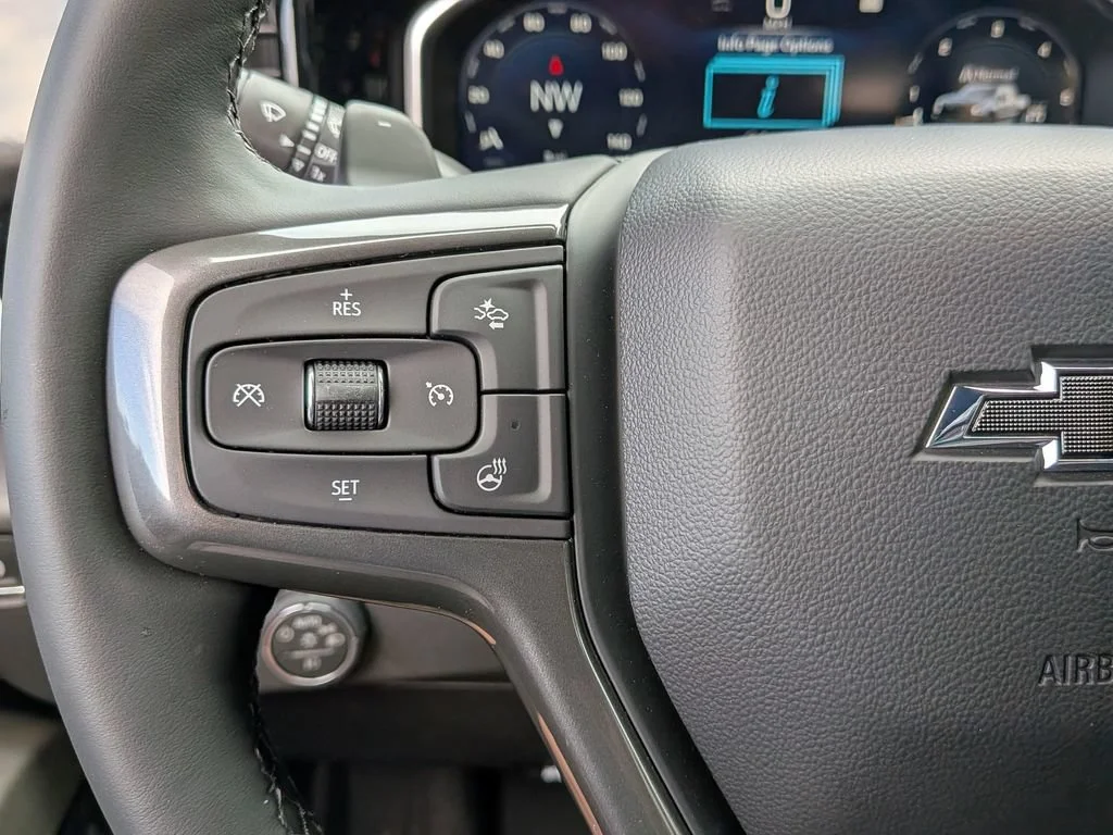 New 2026 Summit White Chevrolet ZR2 image 21