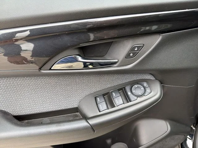 Used 2025 Black Chevrolet LS image 15
