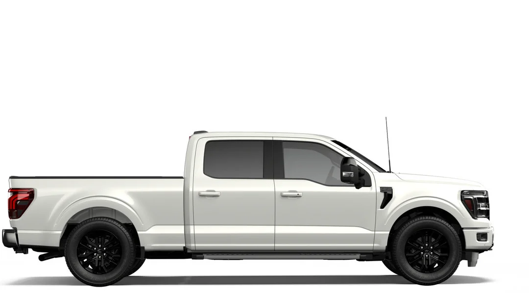 New 2026 STAR WHITE METALLIC TRICOAT Ford LARIAT image 4