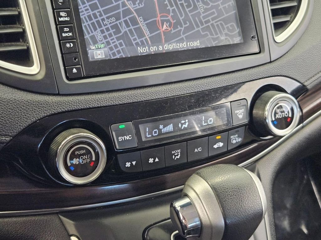 Used 2015  Honda Touring image 21