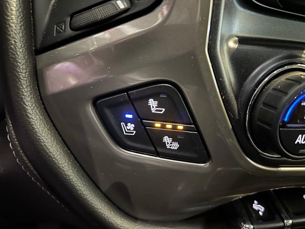 Used 2018 Pearl Chevrolet High Country image 29