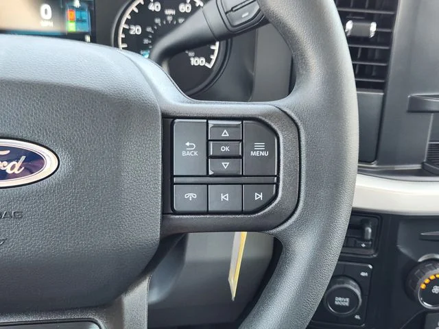 New 2026 Oxford White Ford F-350® XL image 29
