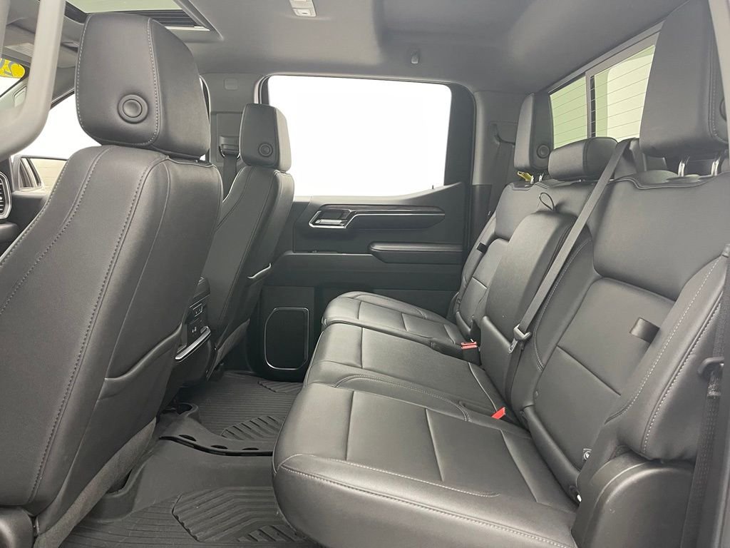 Used 2024 Summit White Chevrolet LTZ image 39