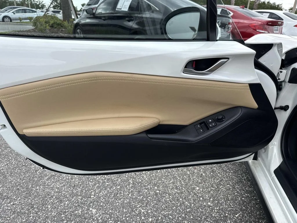 New 2026 Snowflake White Pearl Mazda Grand Touring image 15