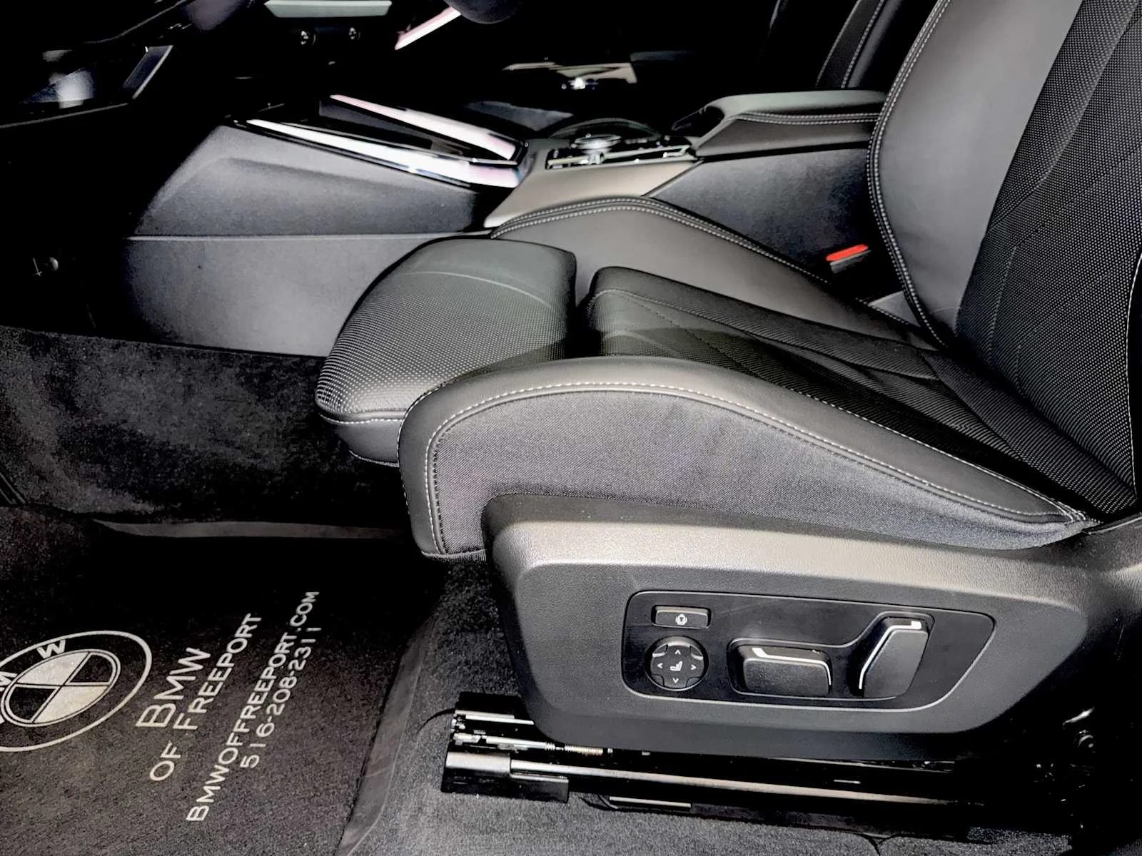 2026 BMW X3 30 - Photo 10