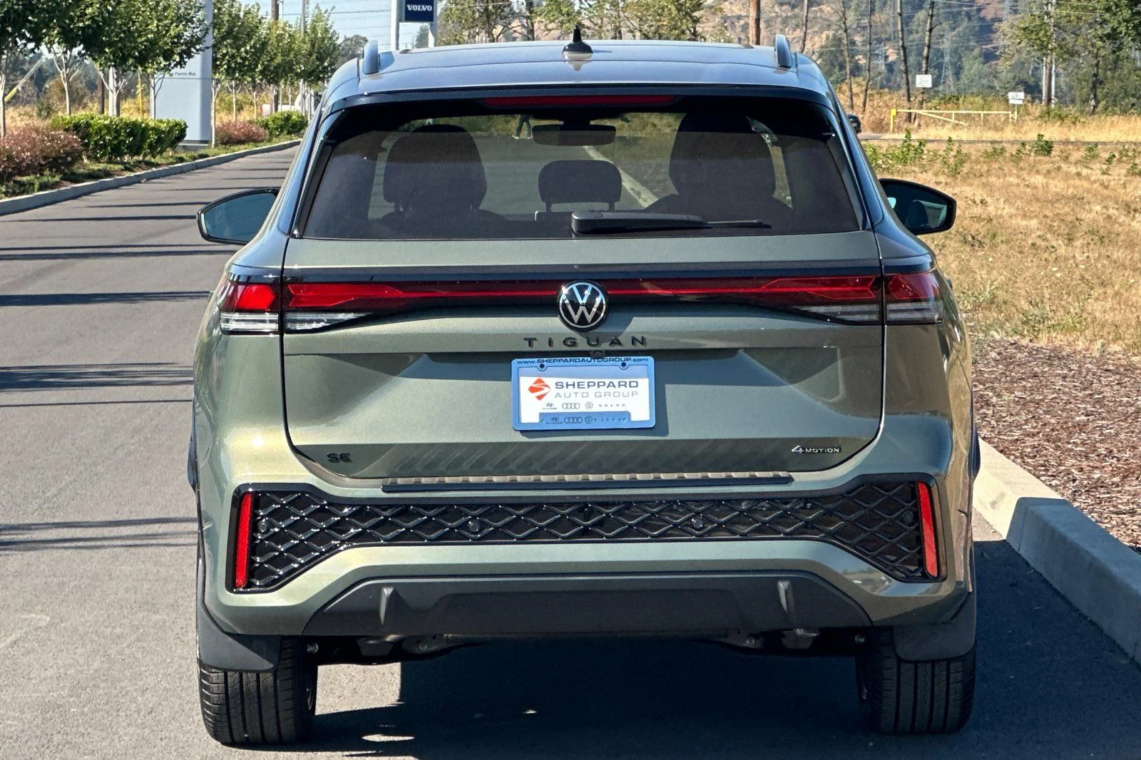 New 2026 Green Volkswagen 2.0T SE R-Line Black image 4
