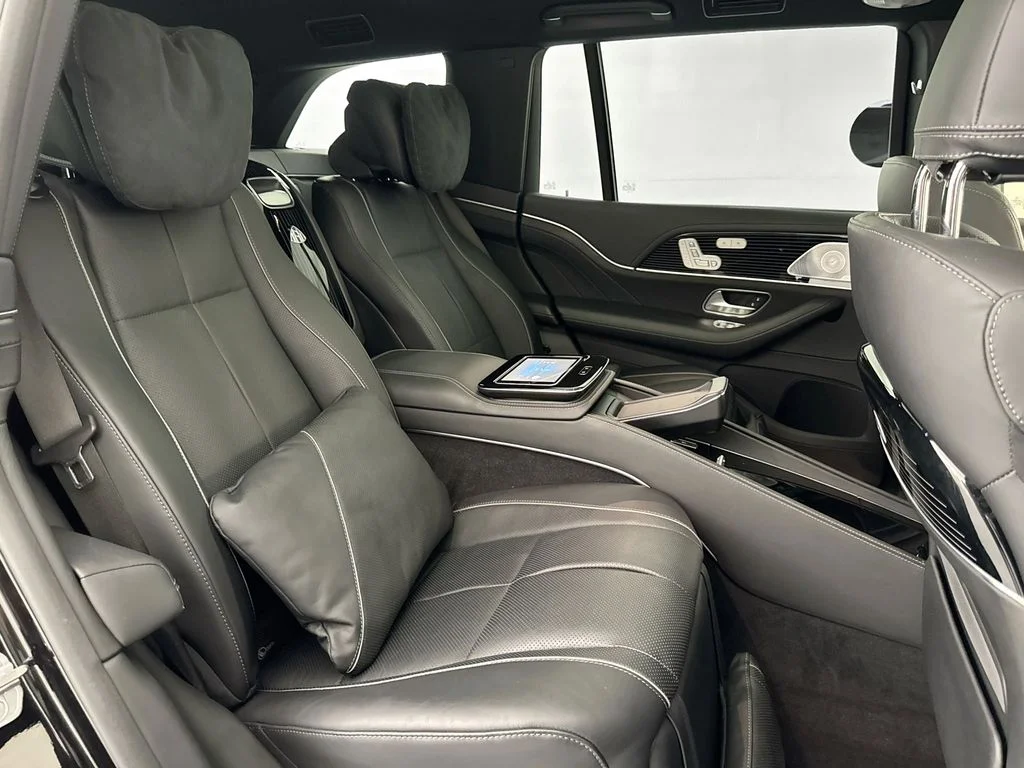 Used 2021 Black Mercedes-Benz Maybach GLS 600 image 28