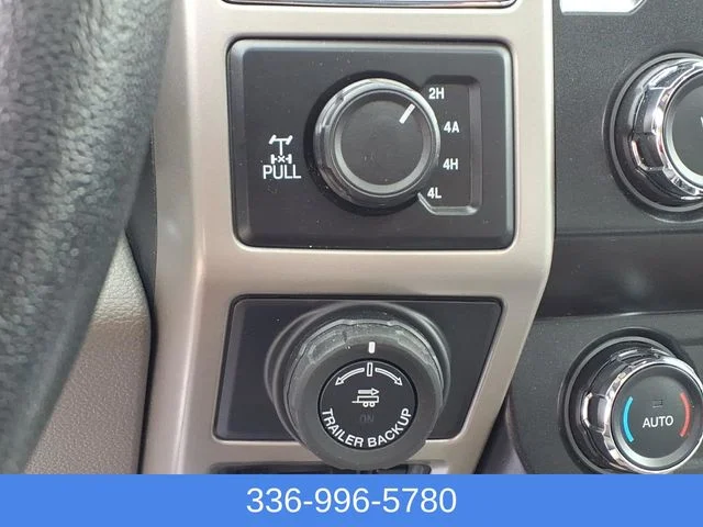 Used 2019 Blue Ford Lariat image 9