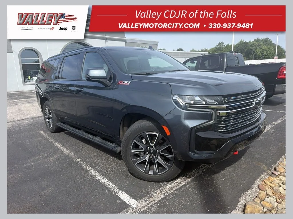 Used 2021 Gray Chevrolet Z71 image 1