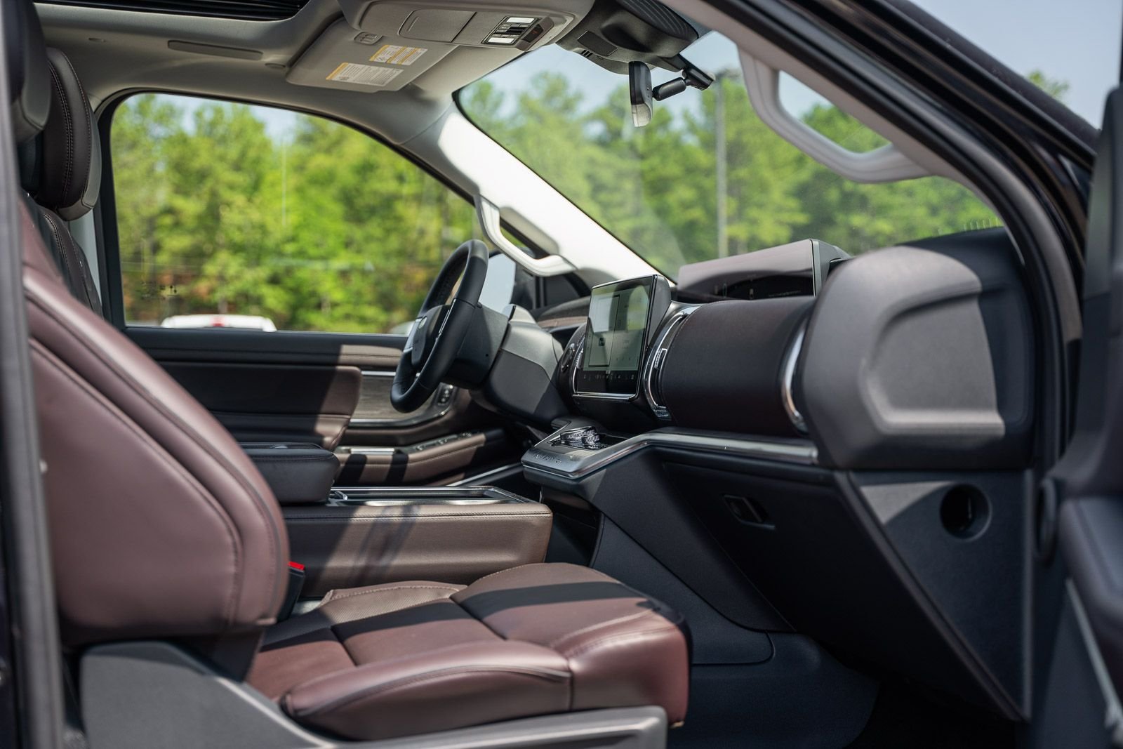 New 2026 Agate Black Metallic Ford MAX Platinum® image 12