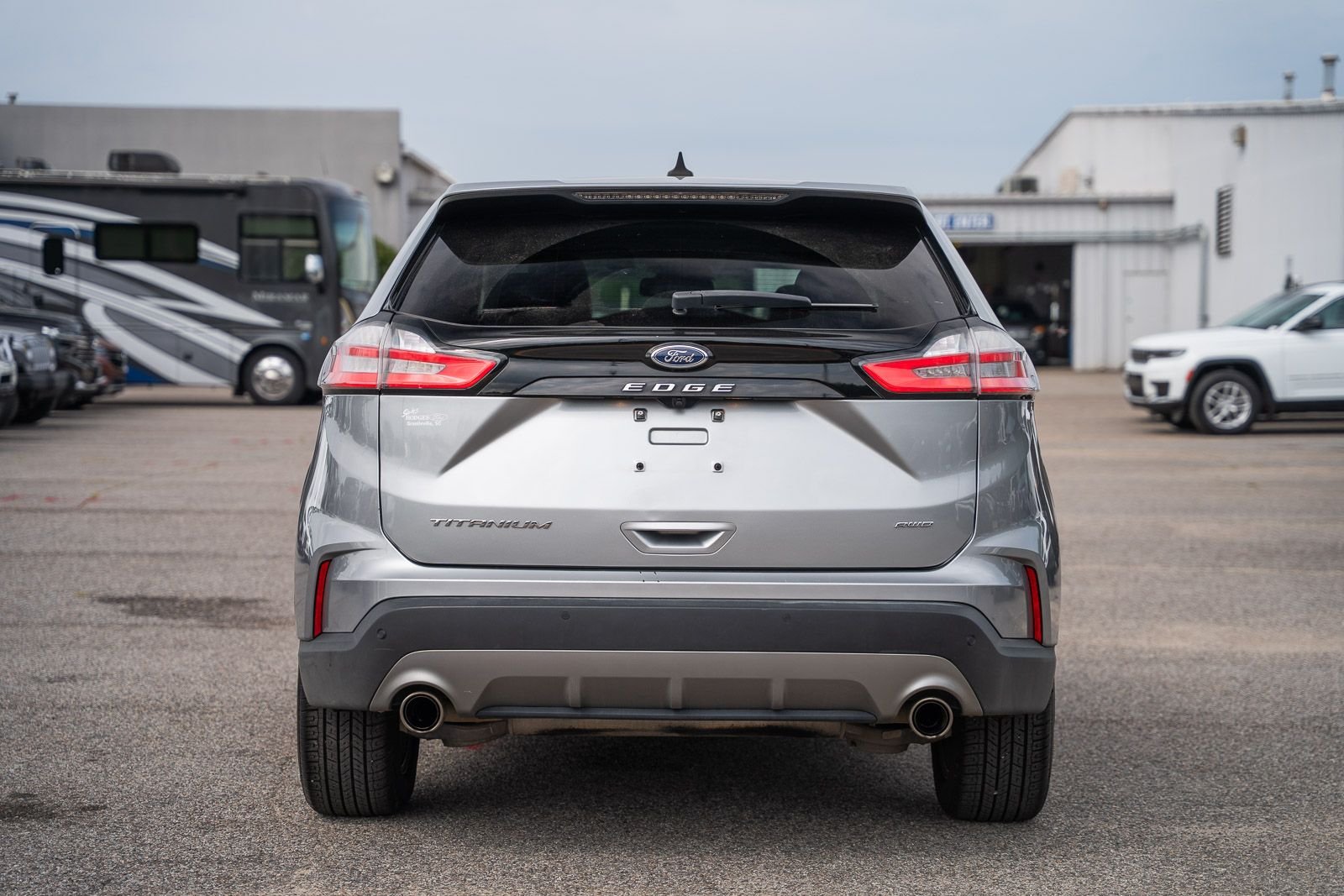 Used 2022 Silver Ford Titanium image 6