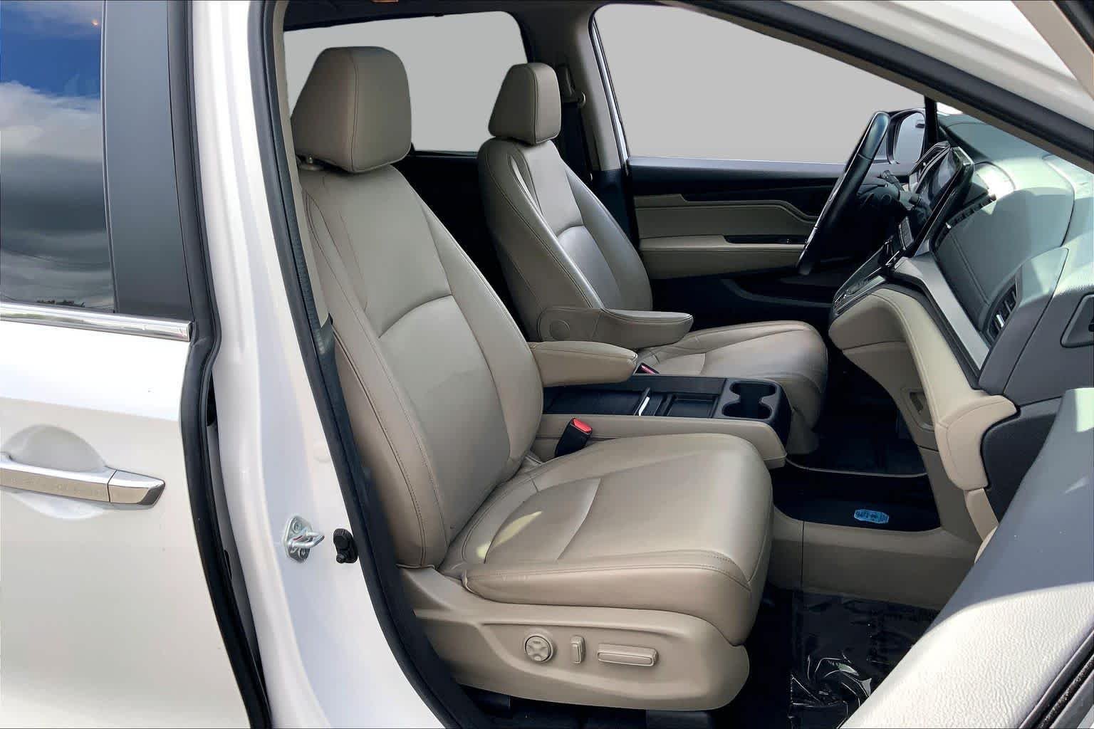 2024 Honda Odyssey EX-L - Photo 9