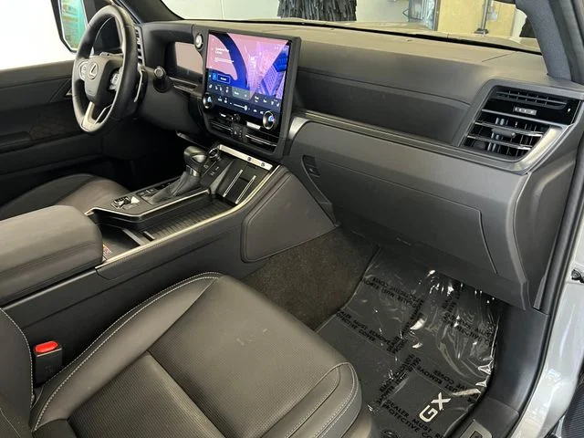 Used 2026 Atomic Silver Lexus 550 Luxury+ image 43
