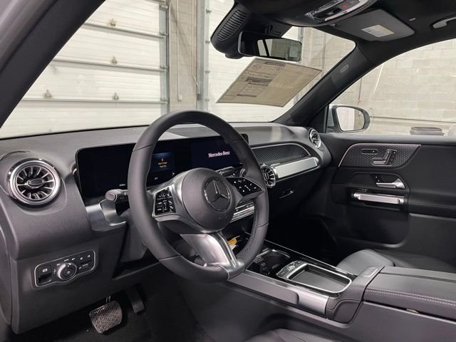 New 2026  Mercedes-Benz GLB 250 image 11