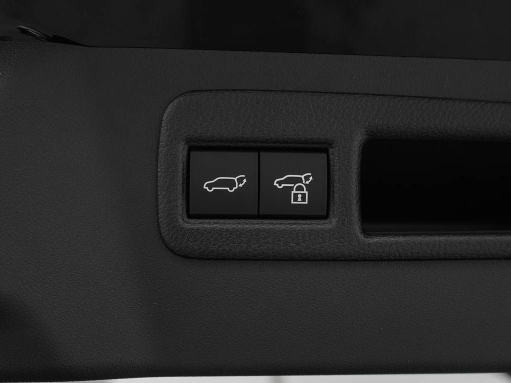 New 2026 METROPOLIS GRAY METALLIC Subaru Sport image 8