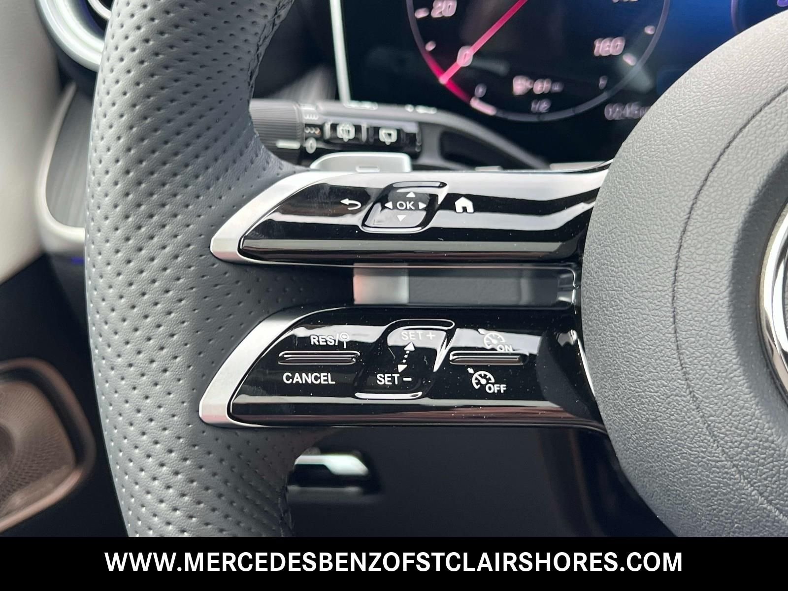 New 2026 Cirrus Silver Metallic Mercedes-Benz GLC 300 image 28
