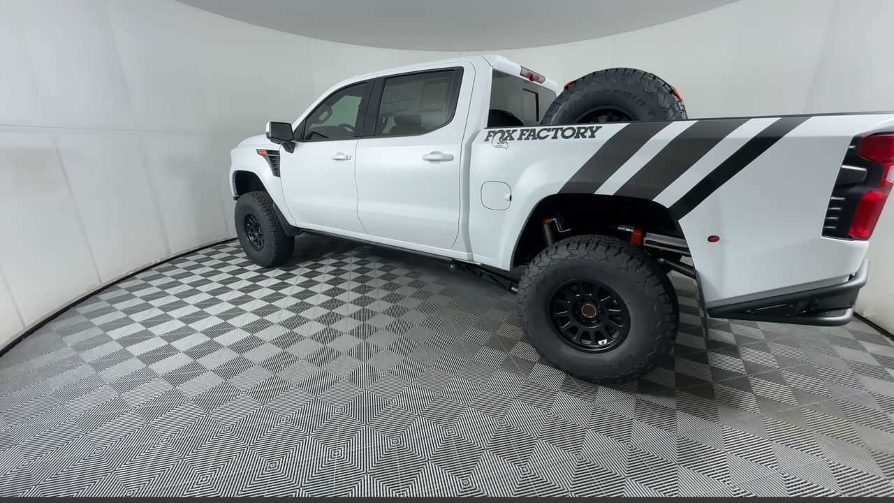2025 Chevrolet Silverado 1500 LTZ - Photo 12