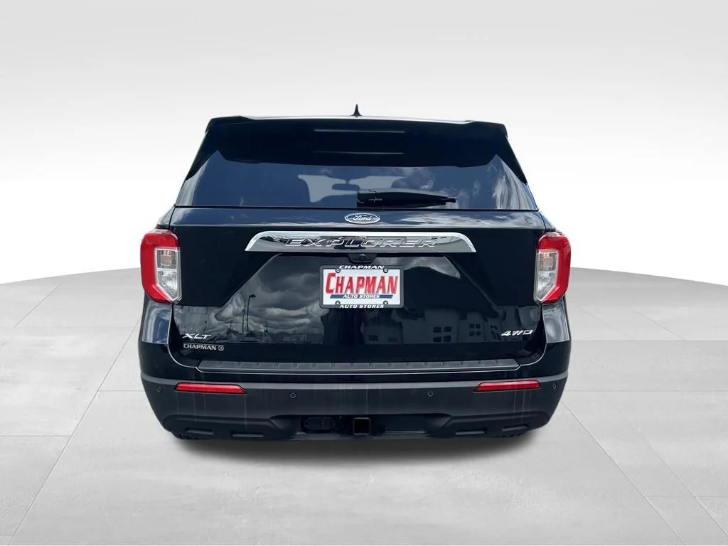 Certified Used 2024 Black Metallic Ford XLT image 4