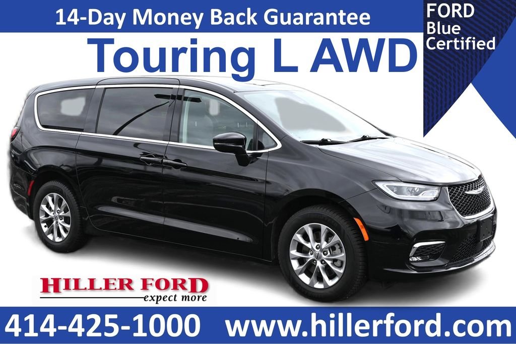 2024 Chrysler Pacifica Touring L AWD's photo