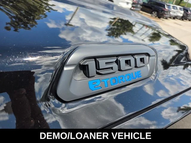 New 2026 Diamond Black Crystal Pearl-Coat Exterior Paint RAM Big Horn/Lone Star image 27