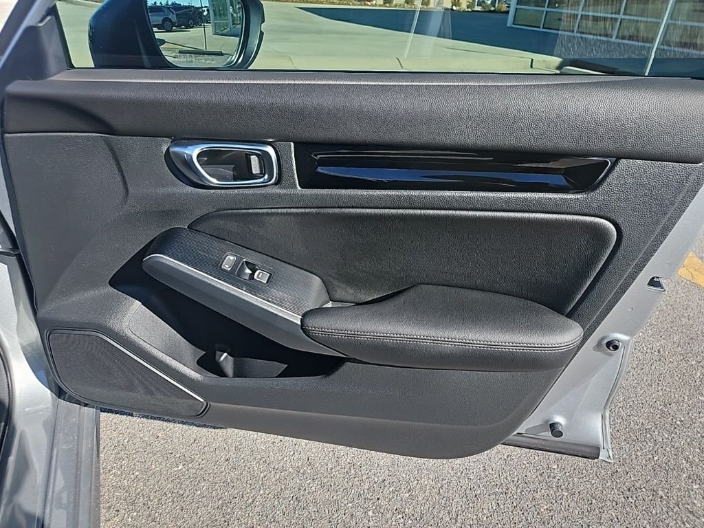 2025 Honda Civic Sport Touring - Photo 28